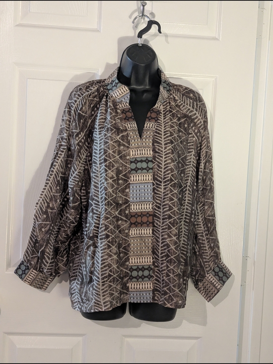 Umgee Tops - Umgee Brown Tribal Print Boho Blouse Lined Boutique Top NWT Small